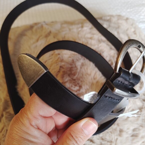 NWT PLUS SIZE BLACK BELT WITH GUNMETAL BUCKLE & TIP - Picture 2 of 10